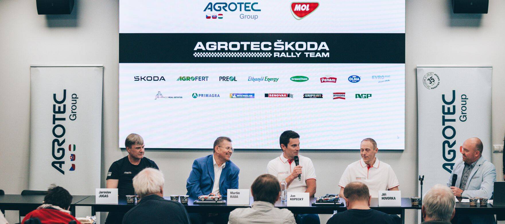 Kopecký a Hovorka odstartují do MČR s novým vozem. Opět věří Škodě