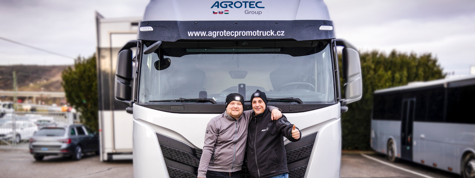 „Nový tahač k promotrucku, to je skvělá reklama,“ říká Matěj Ostřížek 